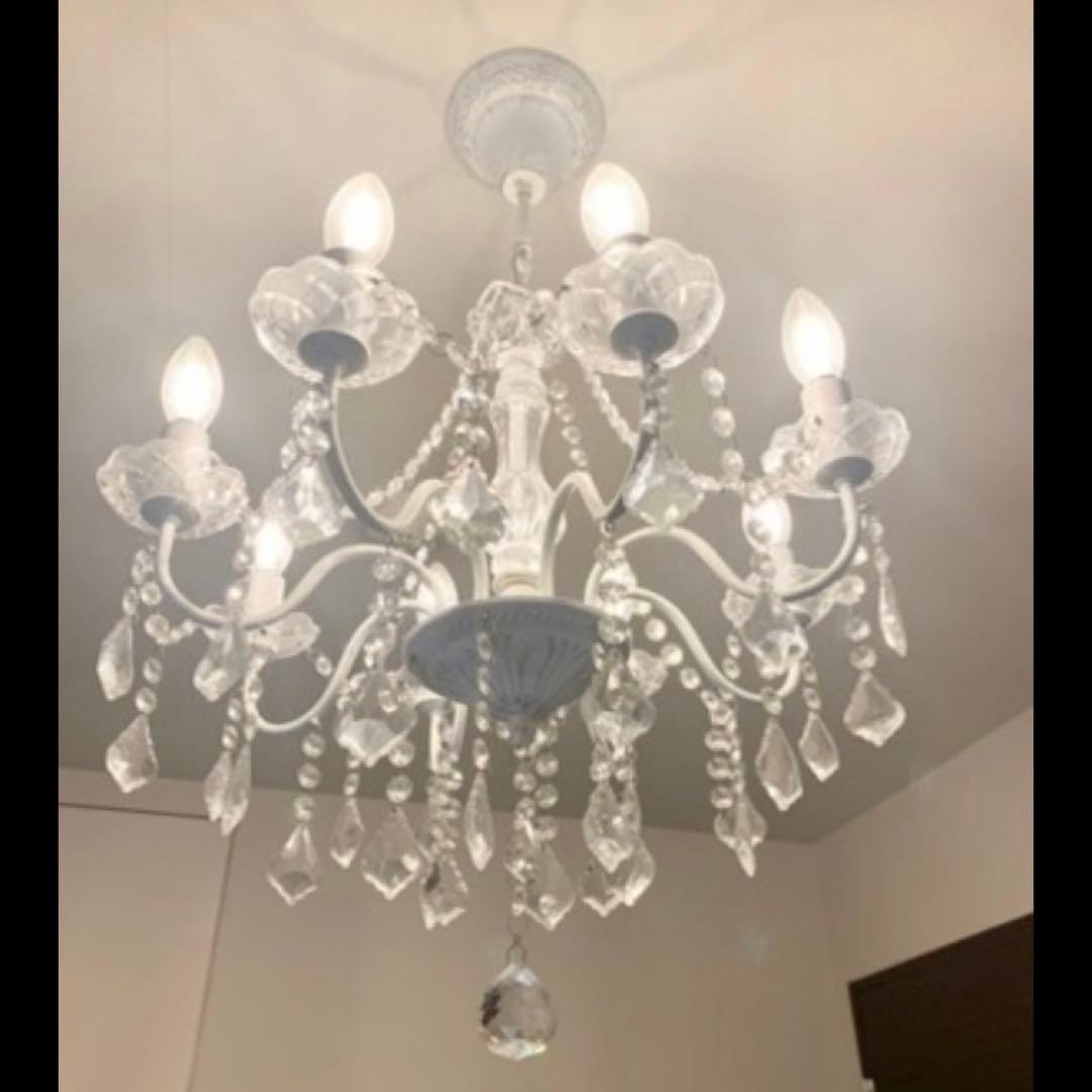 シャンデリア　シャビーシック　8灯 シャンデリア 8灯 ホワイト アンティーク 可愛い 8畳 10畳 明るい