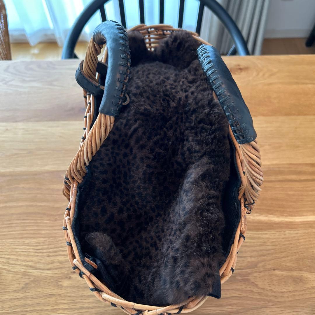 ebagos(エバゴス)のファー被せ付きかごバッグ - メルカリ