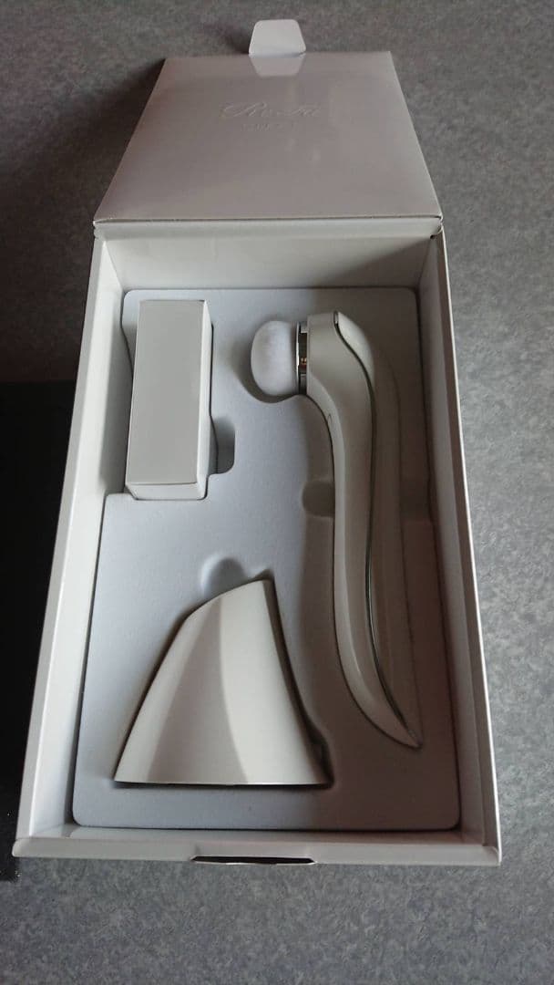 洗顔グッズ ReFa CLEAR リファクリア - ReFa CLEAR :3D音波洗顔ブラシ | 商品情報 | ReFa