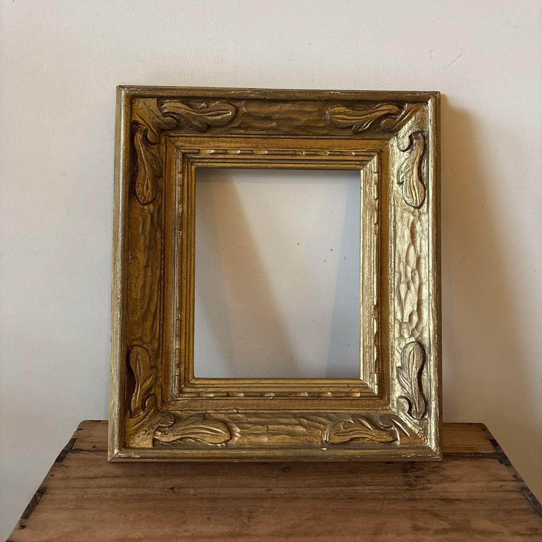 ゴールドのアンティークフレーム 古い額 額装 金 額縁 油彩 絵画