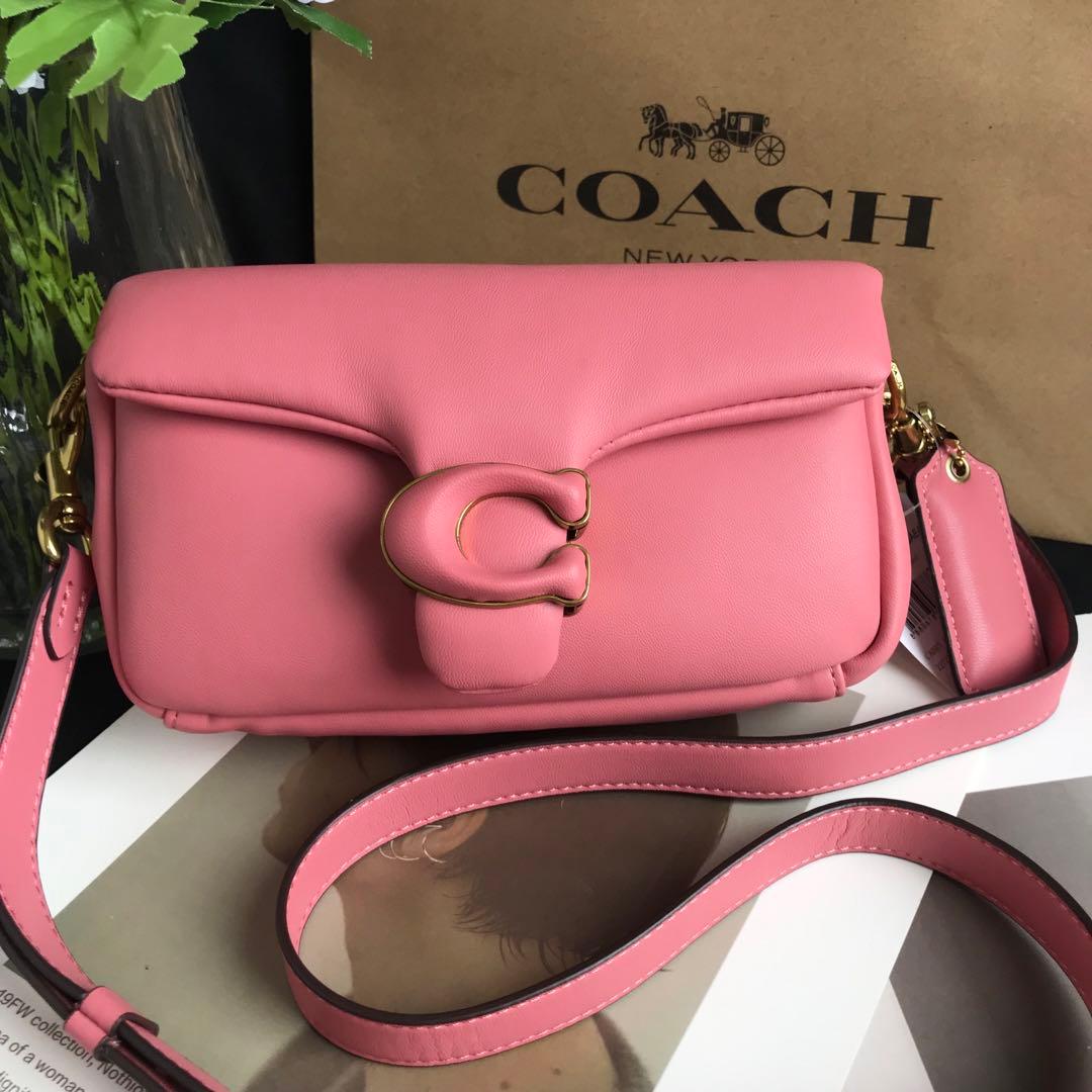 新品 COACH コーチ ピロー タビー ショルダー バッグ 18 ピンク - メルカリ