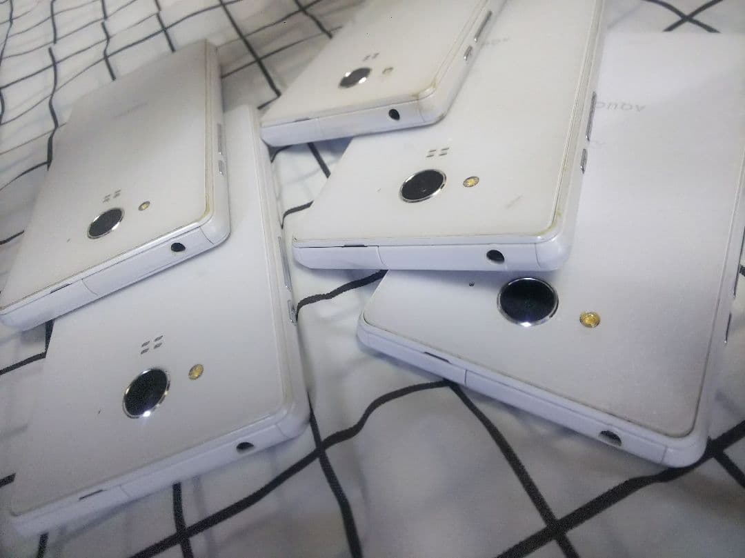 AQUOS EVER SH-04G 16GB android5 Simフリー5台 - メルカリ