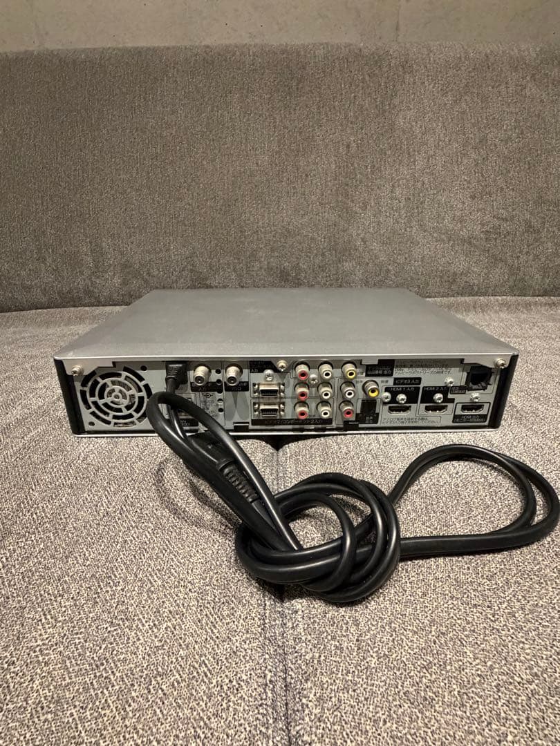 【希少】【極美品】日立 Wooo UT42-XP800 チューナー付き42型