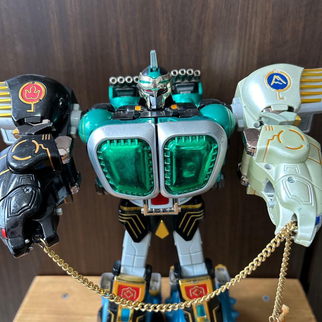 百獣戦隊ガオレンジャー DX合体ロボ 百獣合体ガオマッスルストライカー