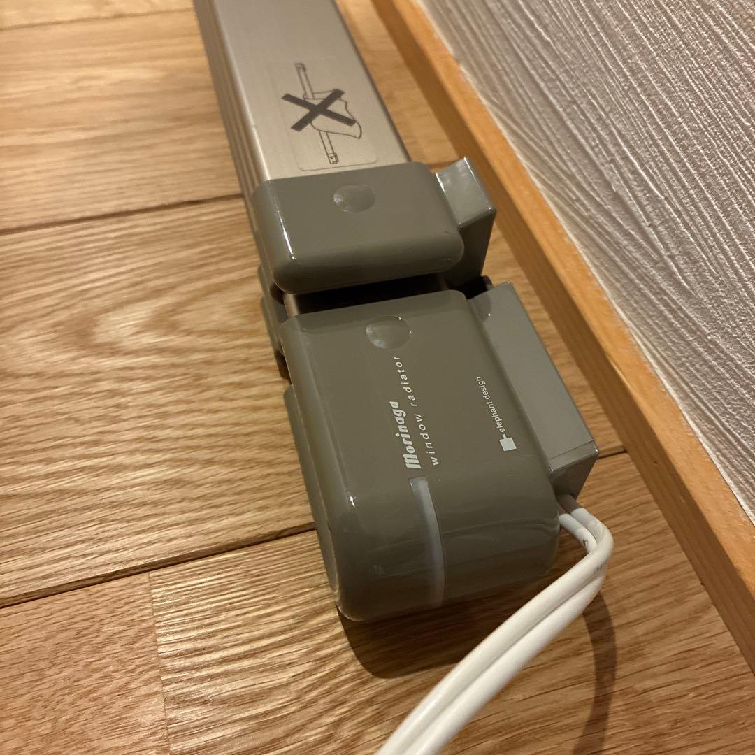 ウインドーラジエーター W/R-1219 シルバー（ステンカラー） 窓下