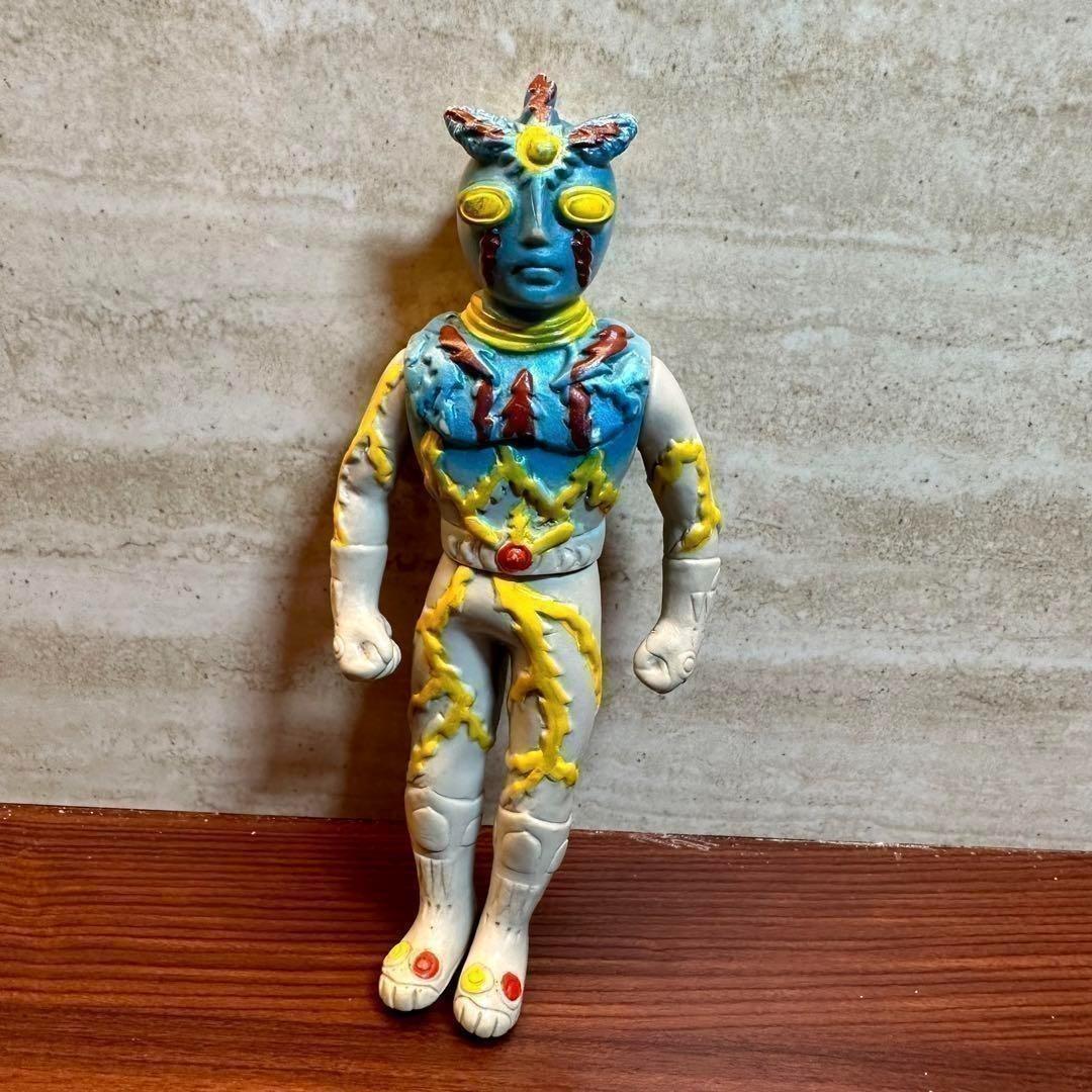 イナズマン 無版権 パチ ソフビ 当時物 極美品 ソフビ イナズマンのYahoo!オークション(旧ヤフオク!)の相場・価格を