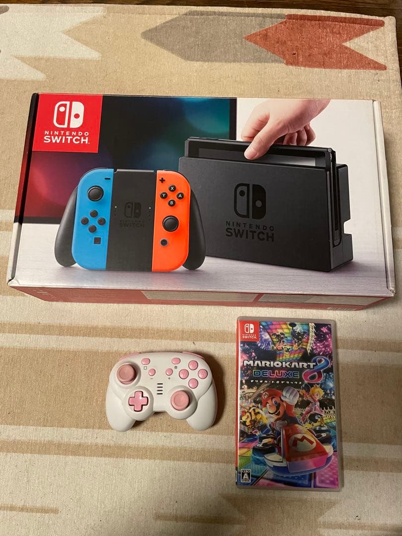 NintendoSwitch本体　マリオカート8➕コントローラ　早いもの勝ち❗️ NintendoSwitch本体 マリオカート8➕コントローラ 早いもの勝ち