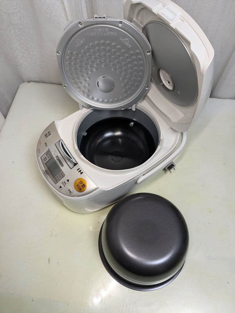 動作品 象印 IH 炊飯ジャー 極め炊き np-xa10 cl 2014年製 - メルカリ