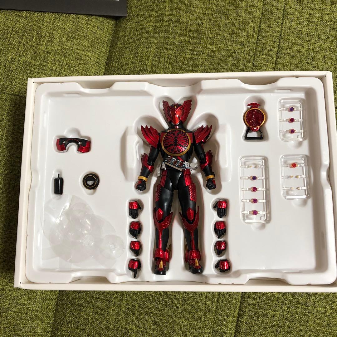 S.H.Figuarts（真骨彫製法） 仮面ライダーオーズ　タジャドルコンボ