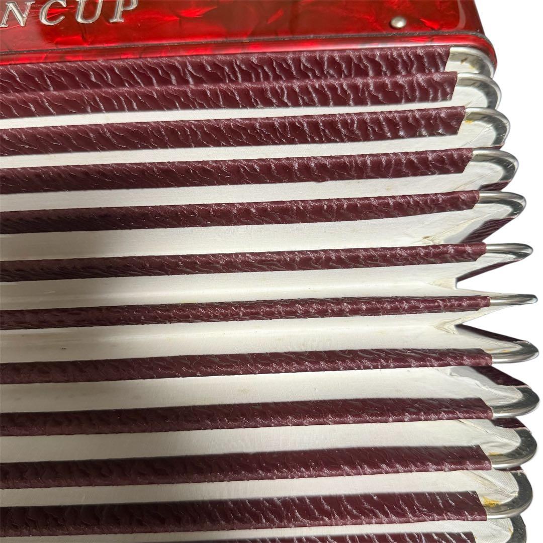 希少価値】32鍵 GOLDENCUP アコーディオン - メルカリ