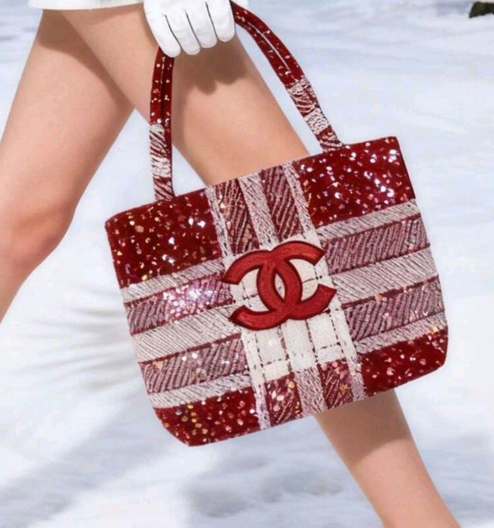 新品 CHANEL ノベルティ トートバッグ レッド スパンコール 新品 1点のみ！CHANEL ノベルティ トートバッグ レッド スパンコール