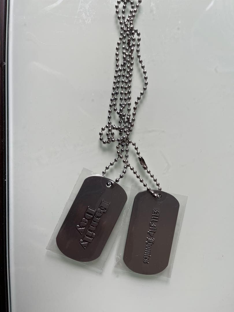 ZORN Family Day ドッグタグ 2個セット - メルカリ