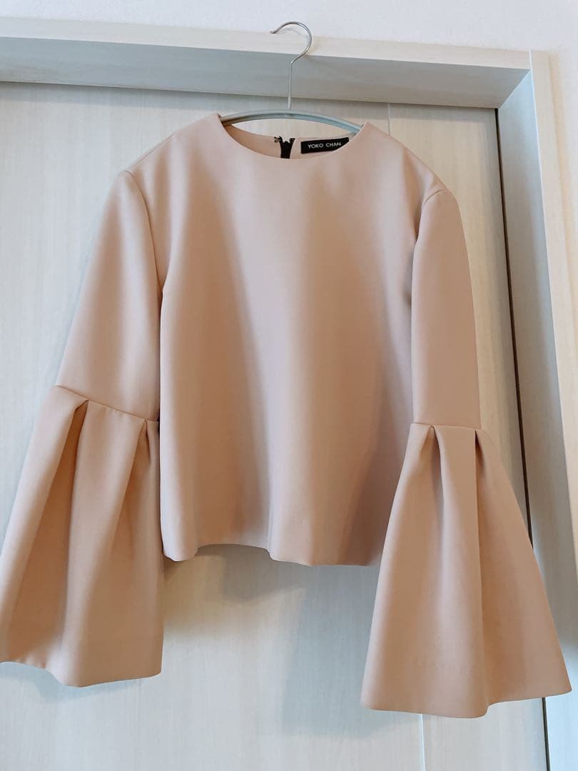 激レア】武井咲さん着用 YOKOCHANフレアスリーブ トップス ピンク