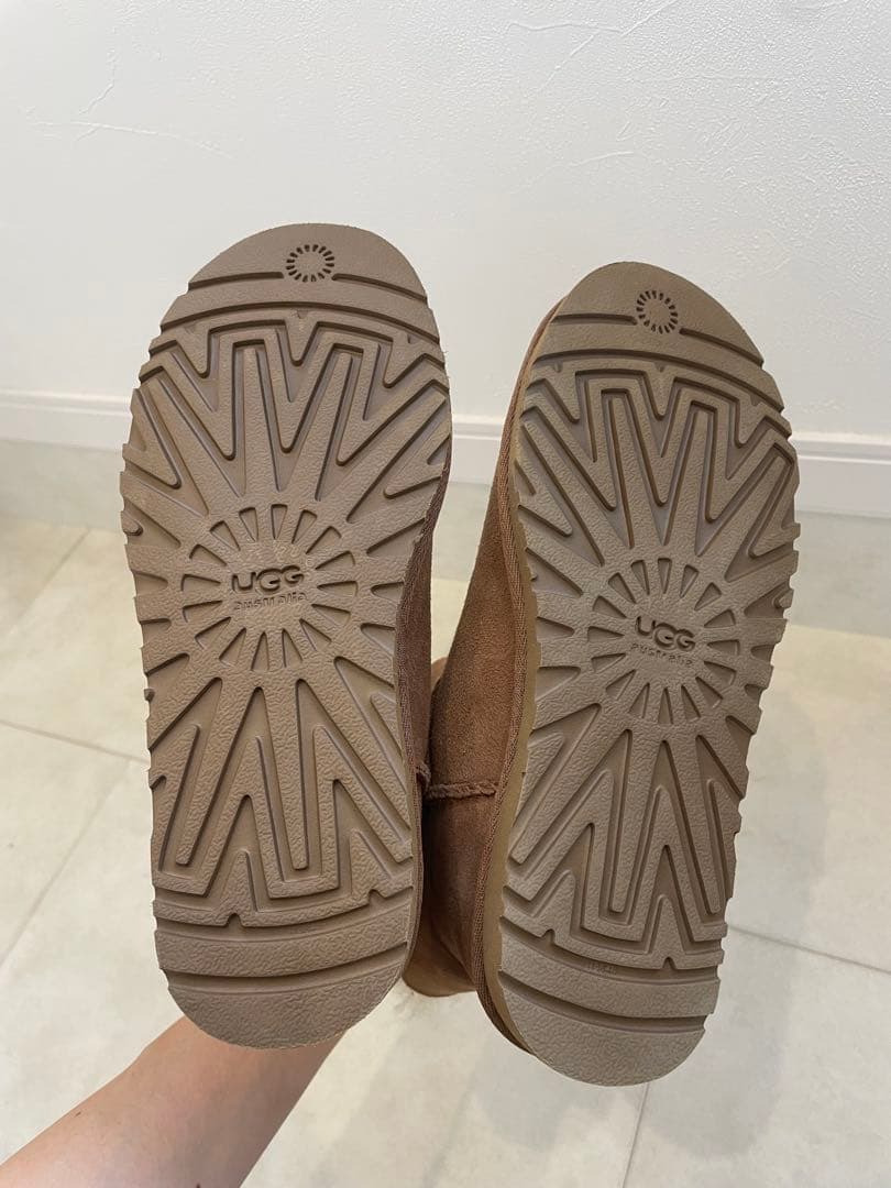 新品・未使用】アグ(UGG)ミニベイリーボタン☆チェスナット☆ 36