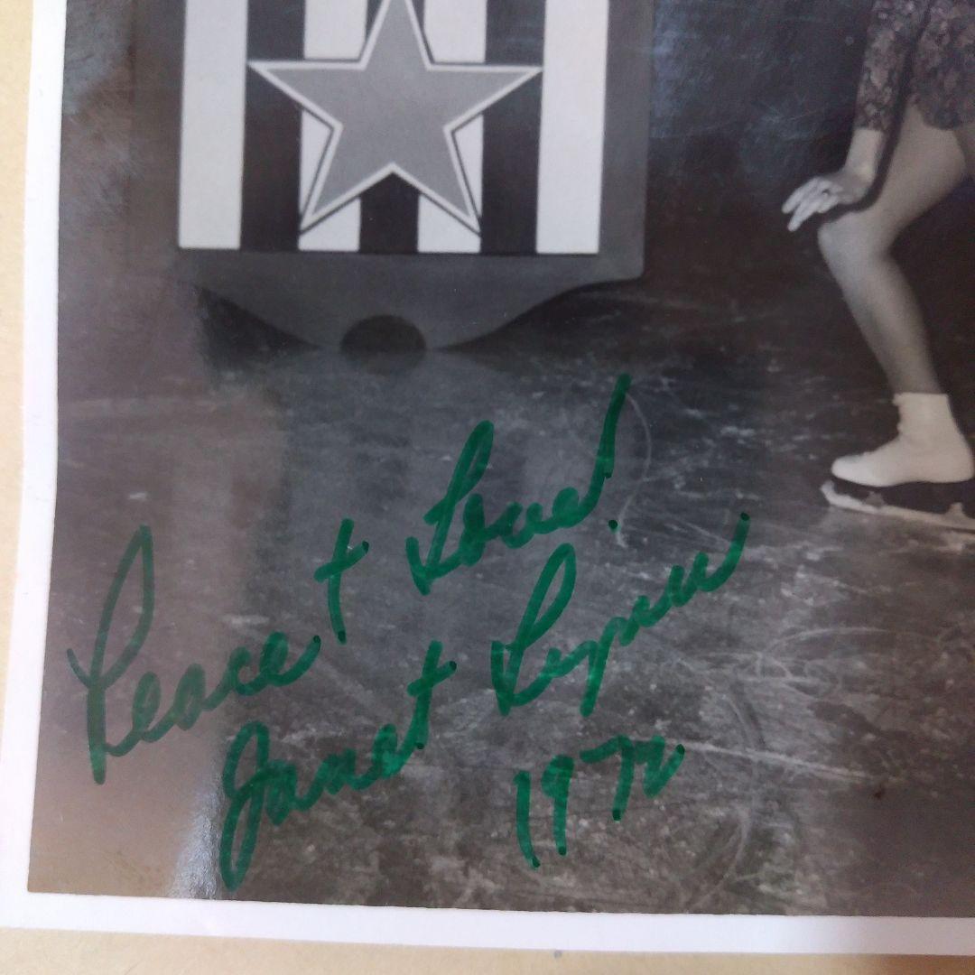 ジャネット・リンのサイン入り写真 - メルカリ