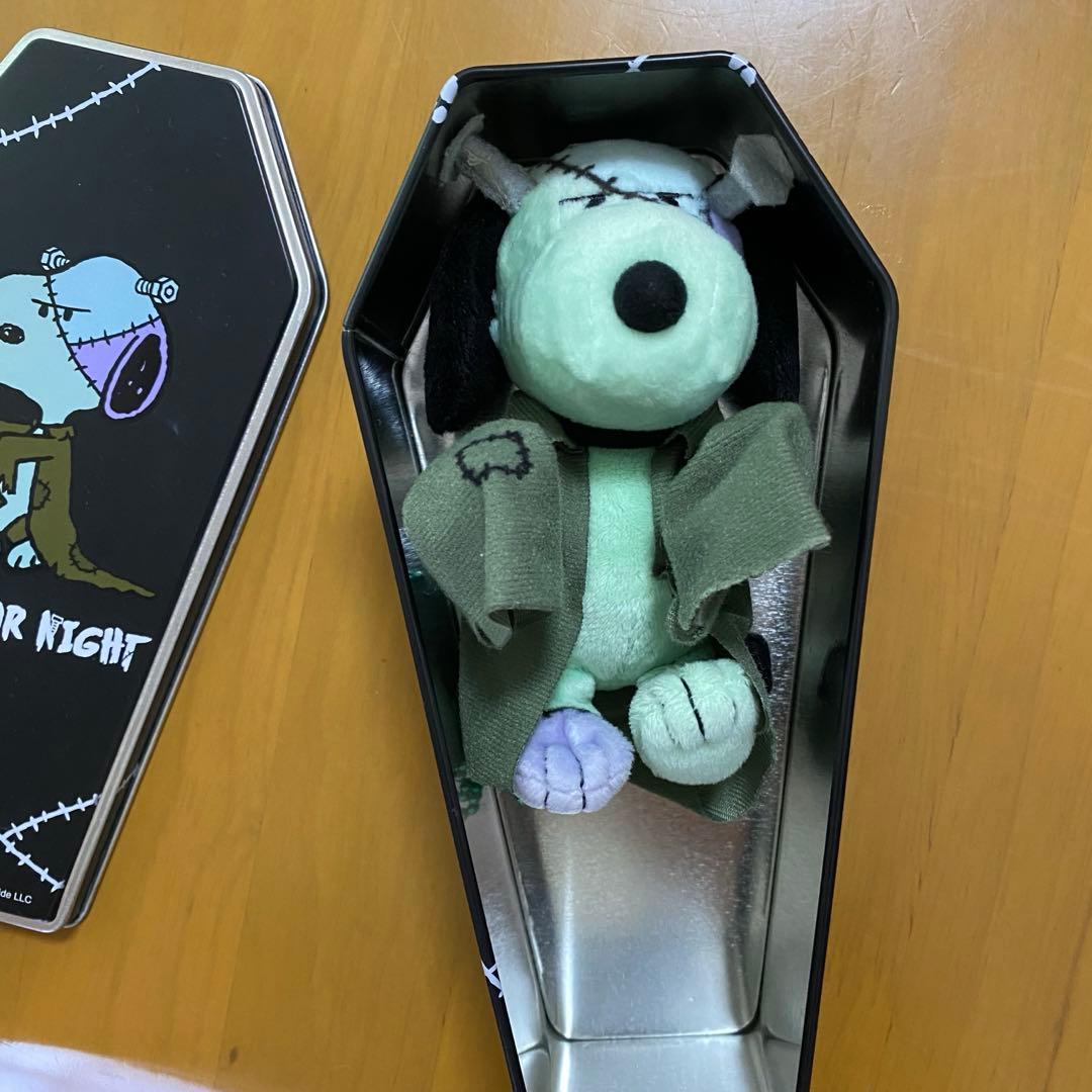 USJ】ホラーナイト スヌーピー マスコット 缶入り2014 - メルカリ