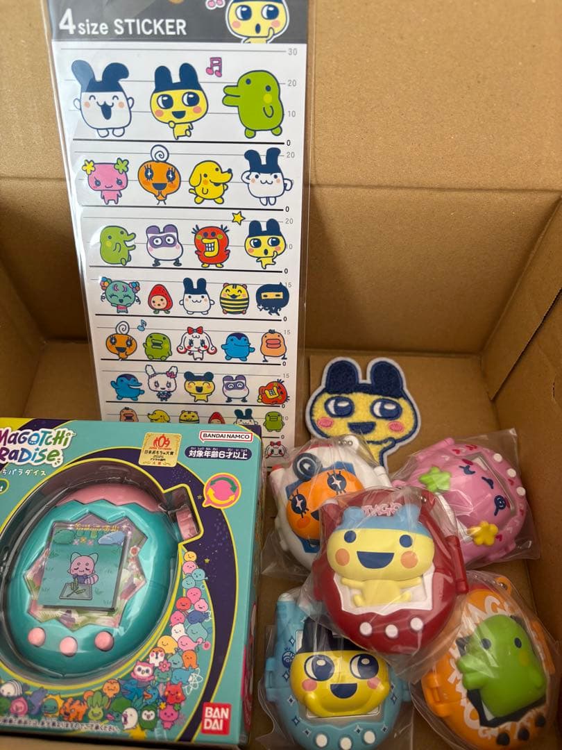 【たまごっちパラダイス】Jade Forest本体とシールセット 再販】 Tamagotchi Paradise（たまごっちパラダイス） Jade Forest