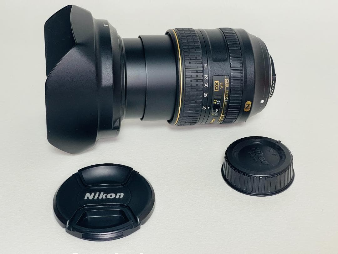 ニコンAF-S DX NIKKOR 16-80mm f/2.8-4E ED VR