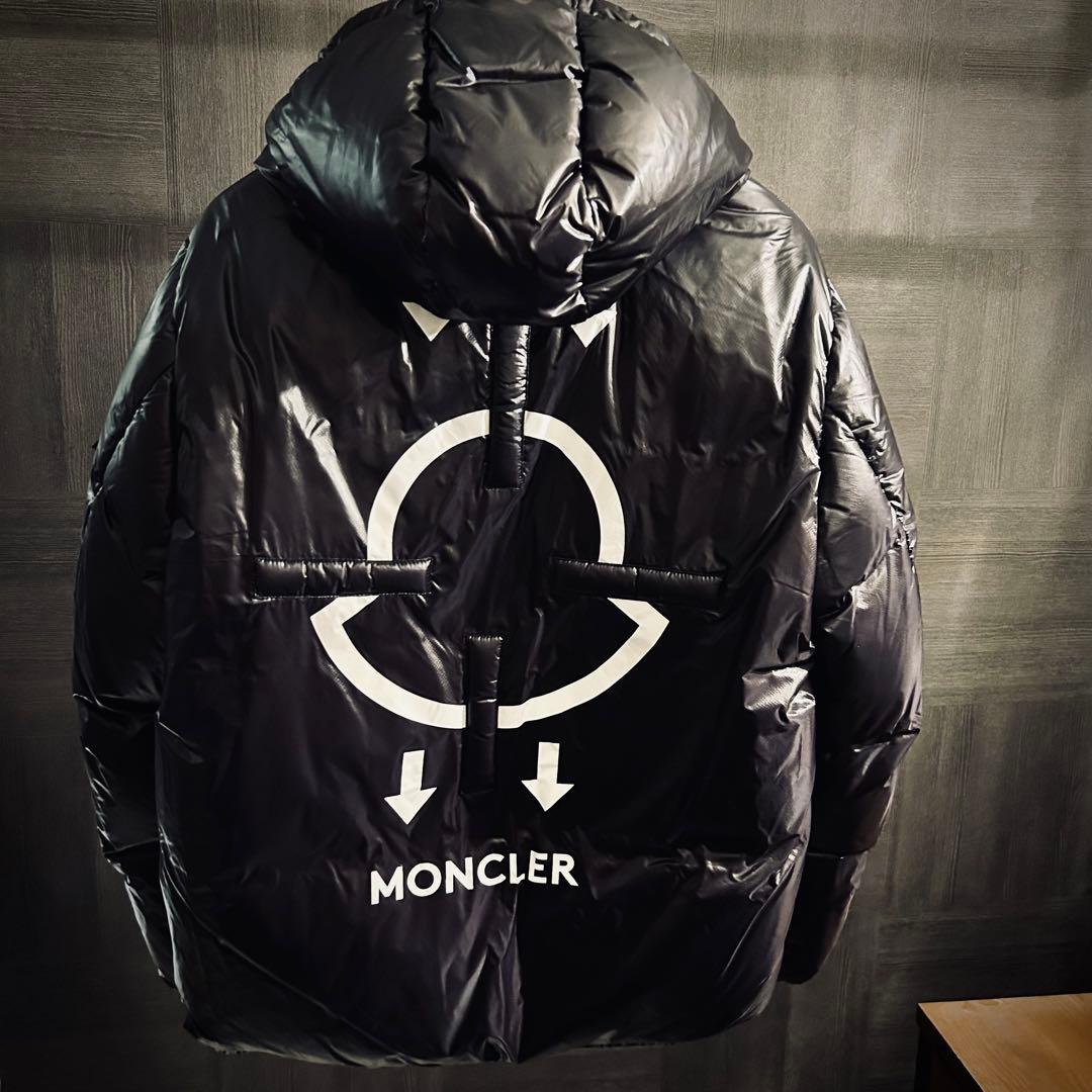未使用 MONCLER GENIUSモンクレール ジーニアス ダウン コラボ - メルカリ