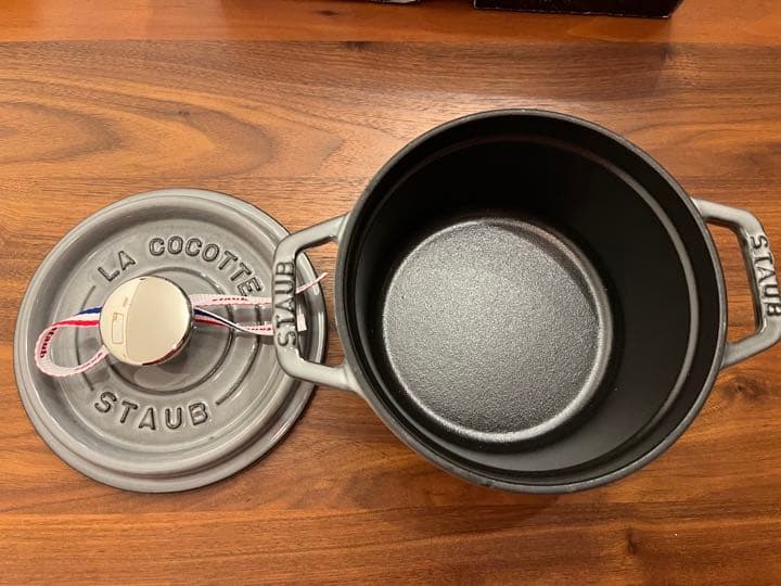 ストウブ⭐︎ ストウブ　ピコ・ココットラウンド　グレー STAUB(ストウブ) ピコ・ココット ラウンド 20cm (グレー) [CONCENT