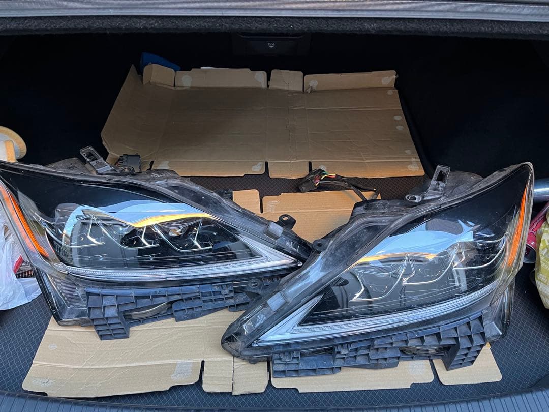 LEXUS レクサス　IS250 GSE20三眼　左右ヘッドライトVLAND Amazon | VLAND レクサス IS250 ヘッドライト IS350 ISC ISF USE20