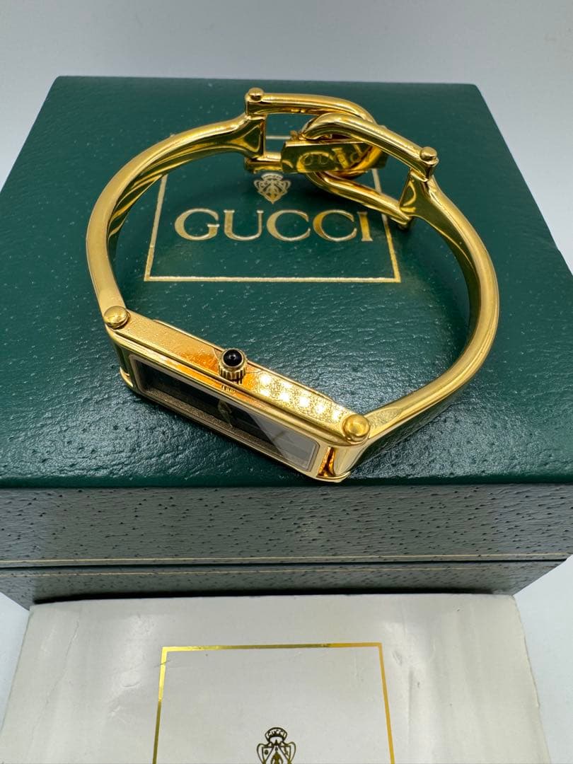 ブルドーザー様 電池交換済み【新同】GUCCIレディースゴールド