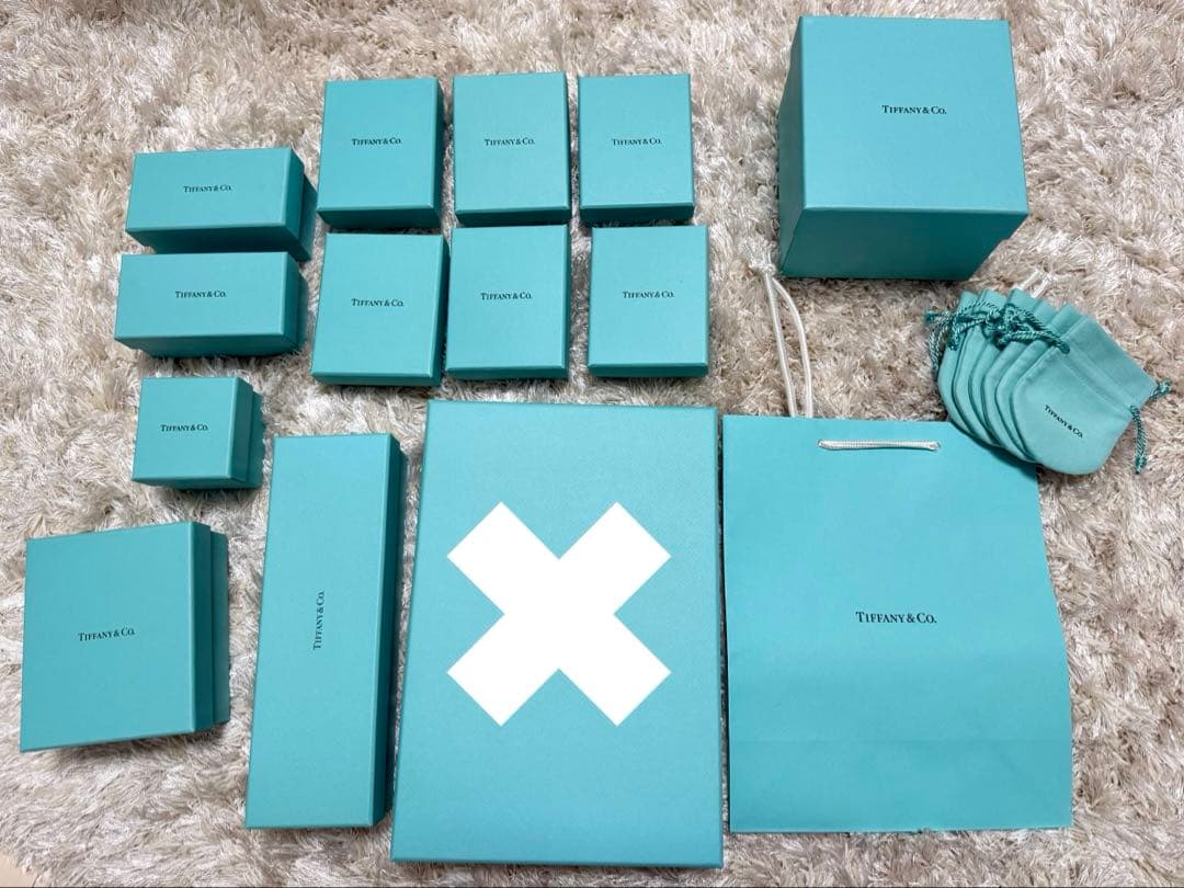 Tiffany & Co. ギフトボックス 空き箱12個セット Tiffany & Co. ギフトボックスセット空き箱ギフト箱 - メルカリ