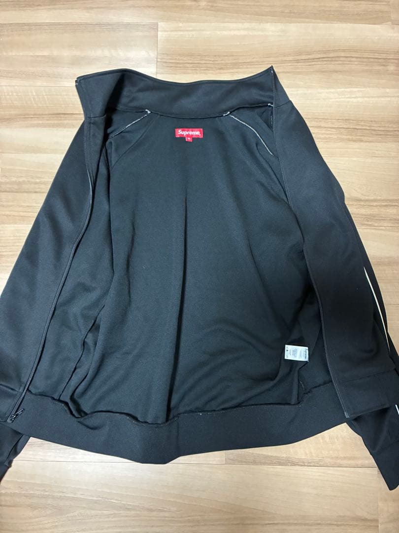 supremeシュプリームTRACK JKTネイバーwtaps stussy - メルカリ