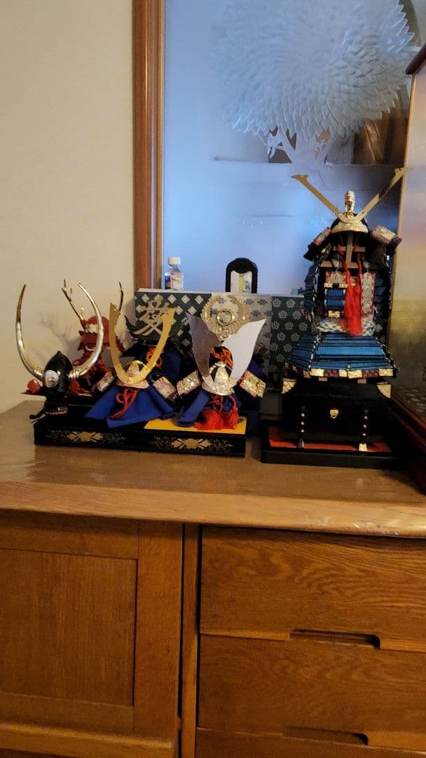 鎧兜飾り のアレンジした鎧1体と兜6体のプラモデルです！特別