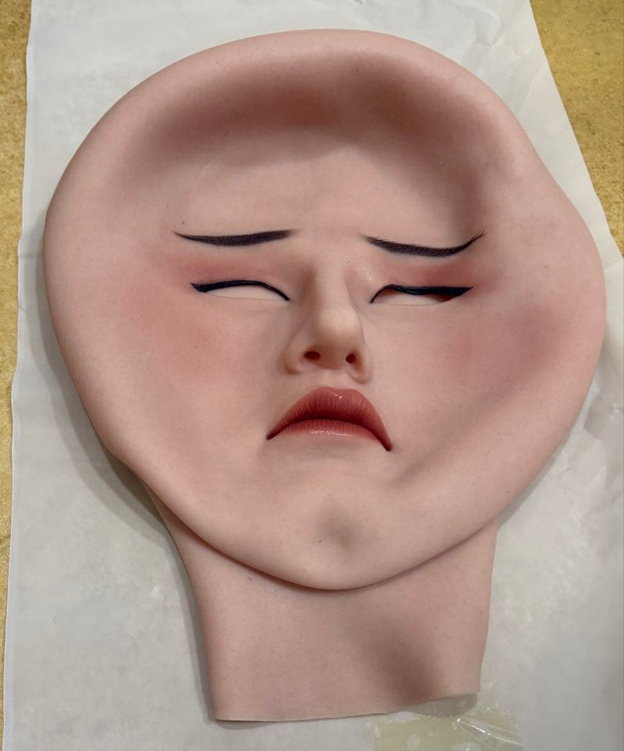 ご*く様 今週最終値下げ　フィメールマスク　シリコン　ほぼ新品