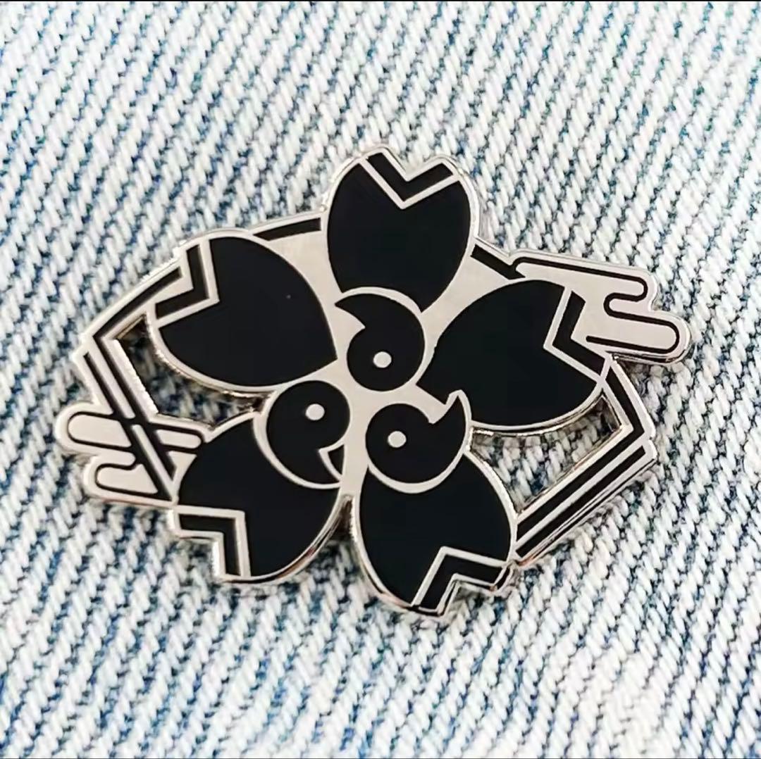 アズールレーン アズレン 陣営・勢力ピンバッジ 重桜 - メルカリ