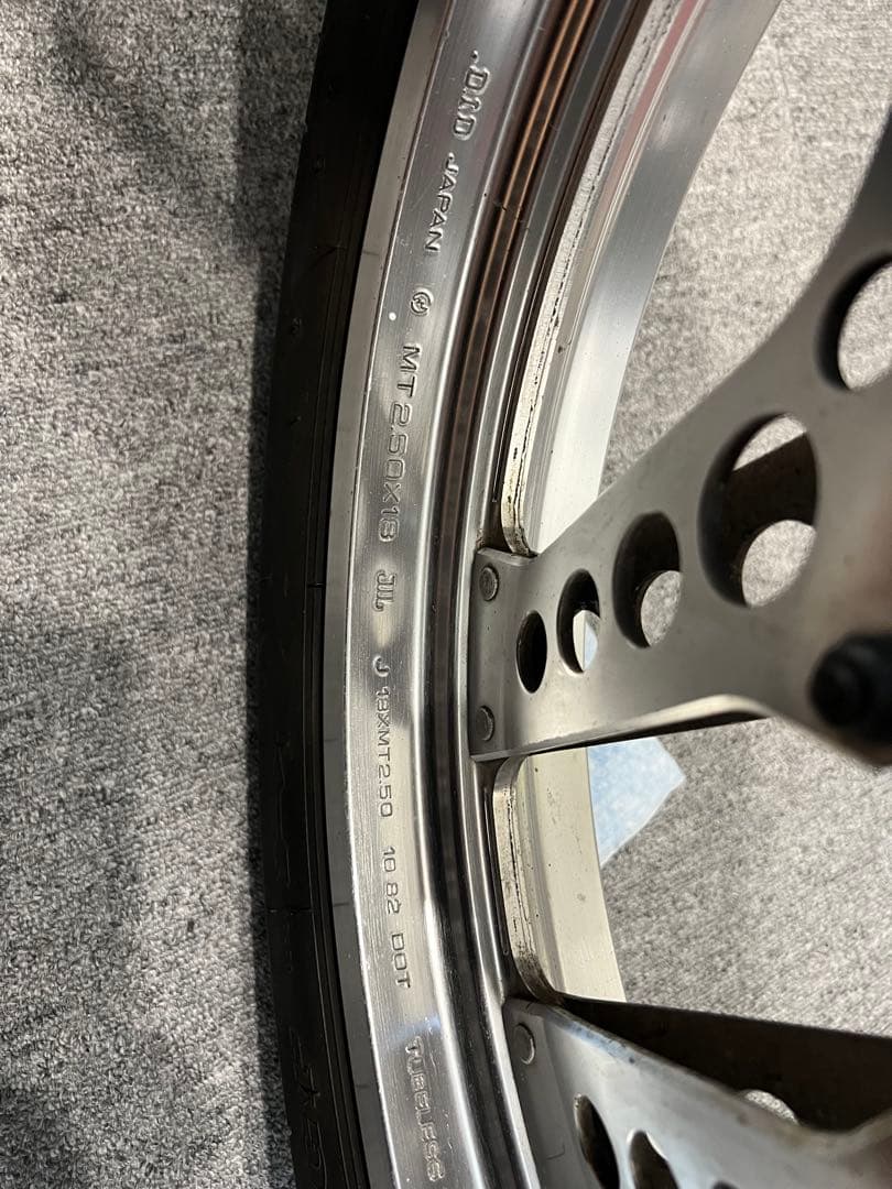 良品 CB750F FC フロントホイール 18インチ 2.5J