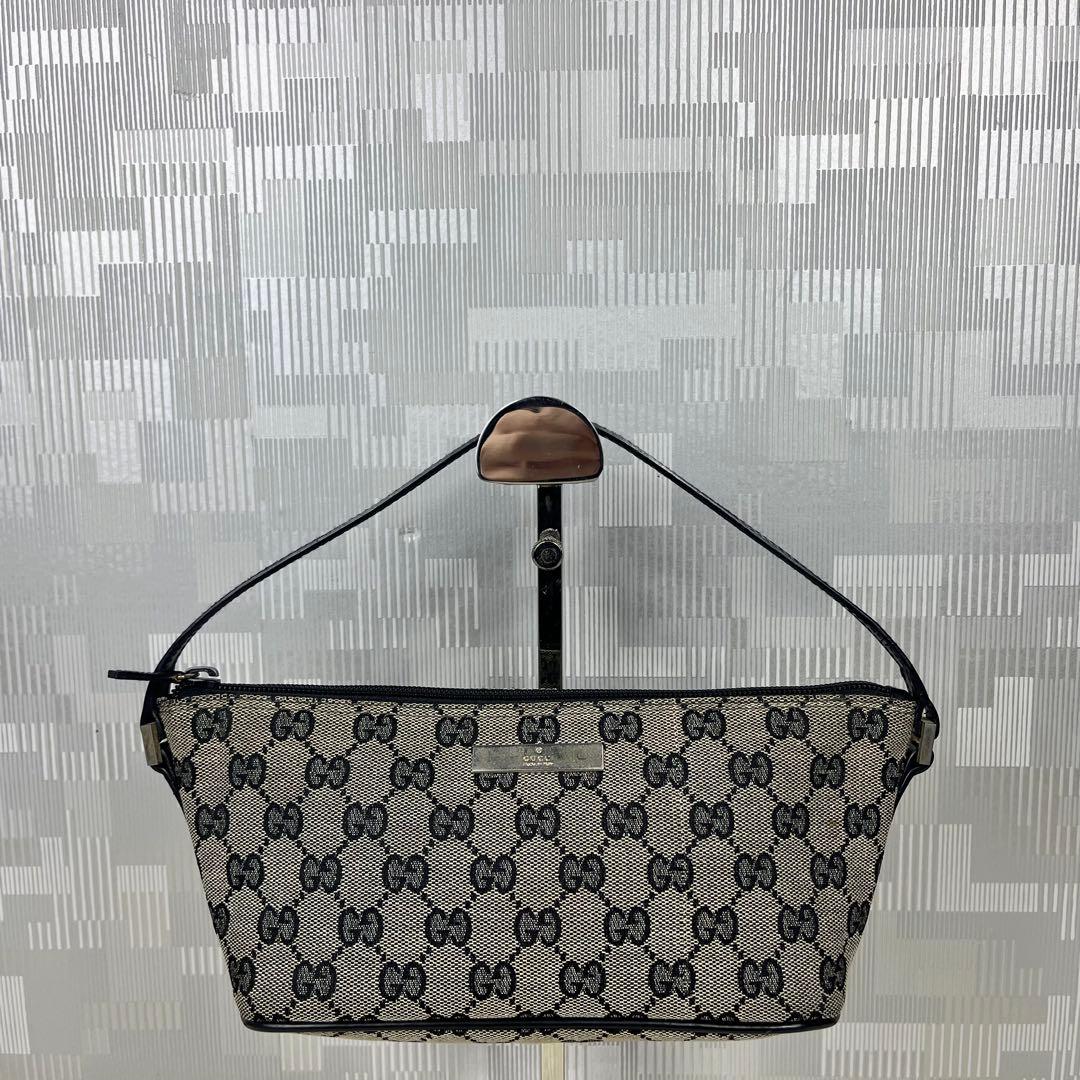 Gucci グッチ アクセサリーポーチ GG ハンドバッグ キャンバス - メルカリ