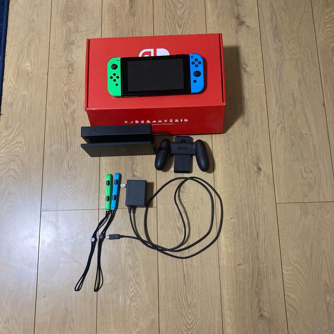 Nintendo Switch 本体 グリーン/ブルー売約済み Nintendo Switch 本体【Joy-Con(L) ネオンブルー/(R) ネオンレッド