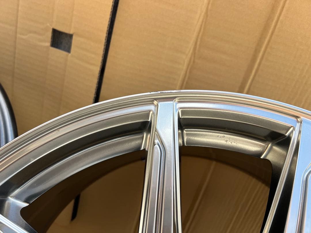 美品★鋳造FORGED★LONGINUS 19インチ 8.0J 40 114.3