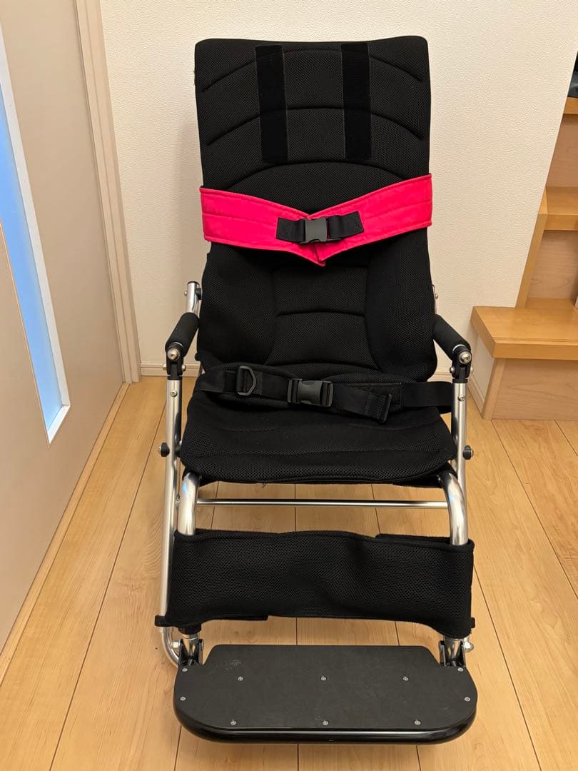 座位保持椅子　障害児　オルチェMサイズ OLCHE（オルチェ） | EREVO JAPAN株式会社