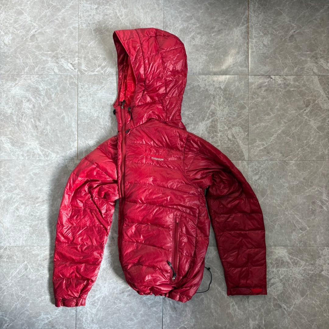 大人気❗️】テック系！columbia マウンテンパーカー ダウン レッド L