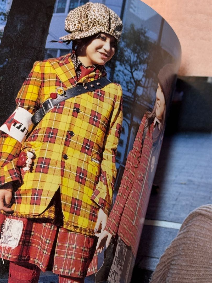 極美品】90年代 雑誌 FRUiTS No.43 ストリートファッション - メルカリ