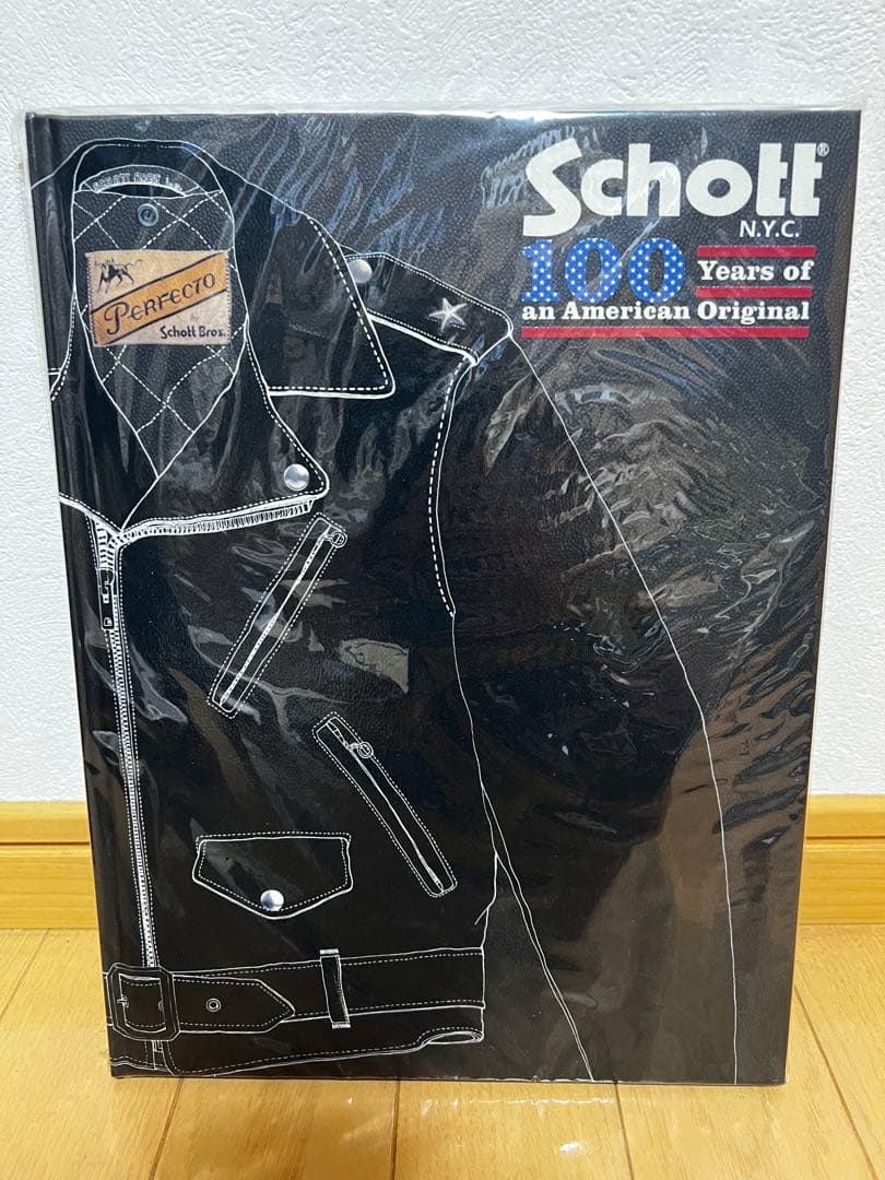 Schott:100 Years of an American Original - メルカリ