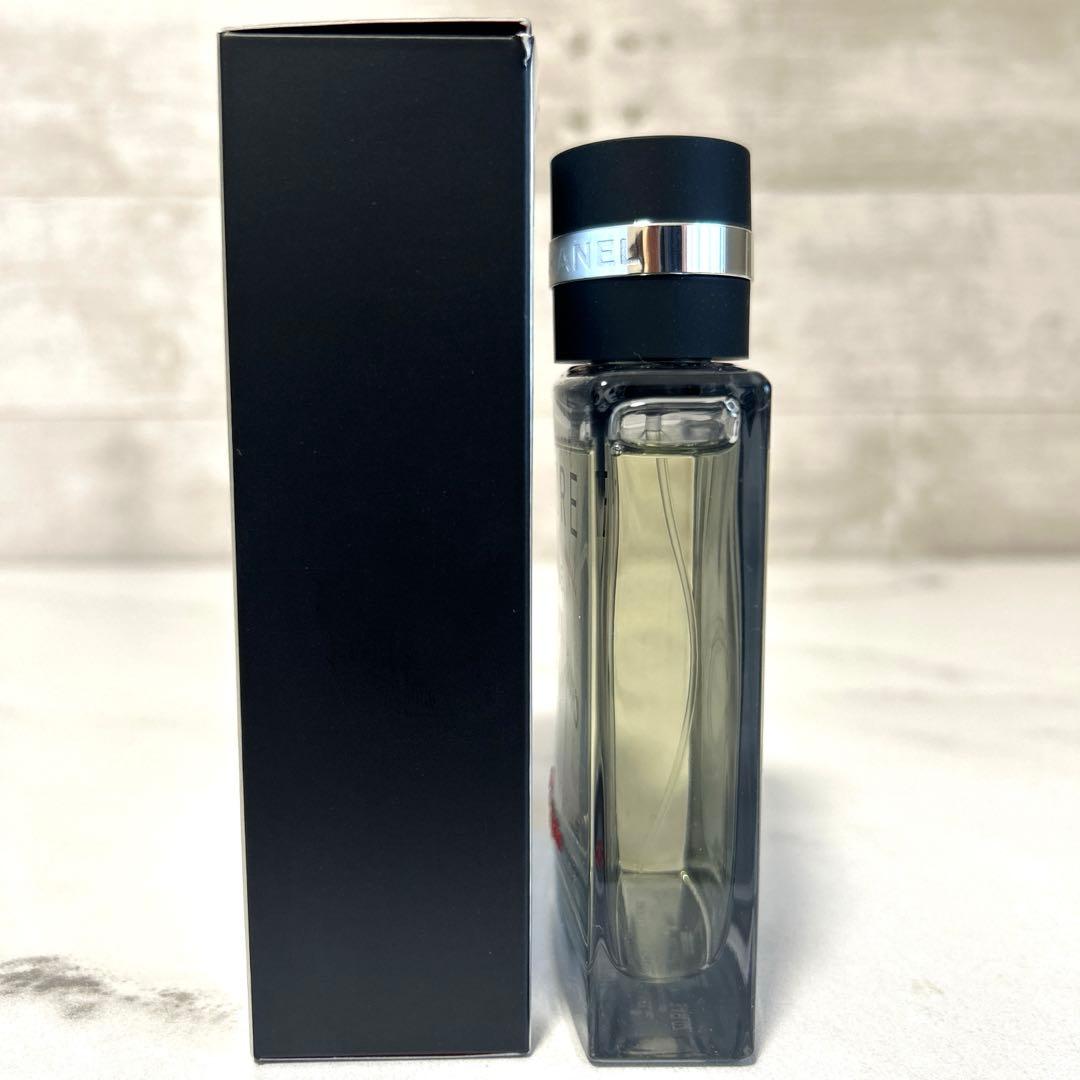 アリュール オム スポーツ スーパーレッジェーラ オードゥパルファム