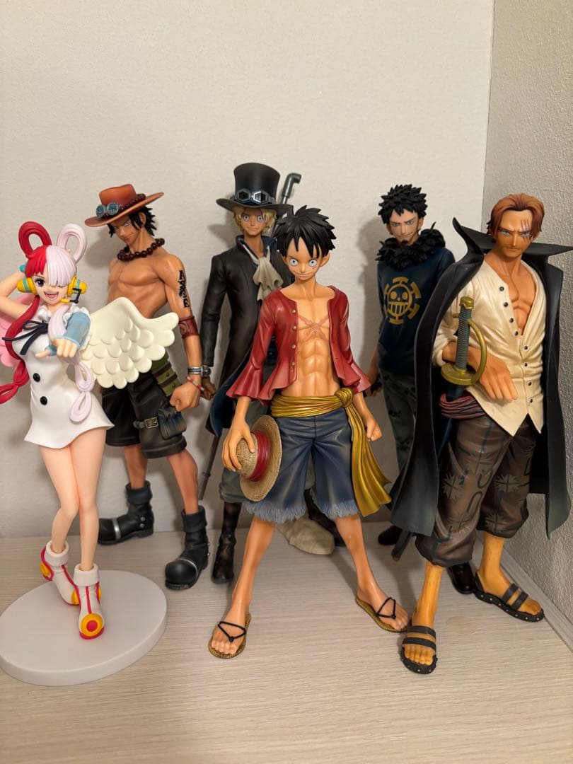 ワンピース フィギュアセット ルフィ エース サボ シャンクス ウタ