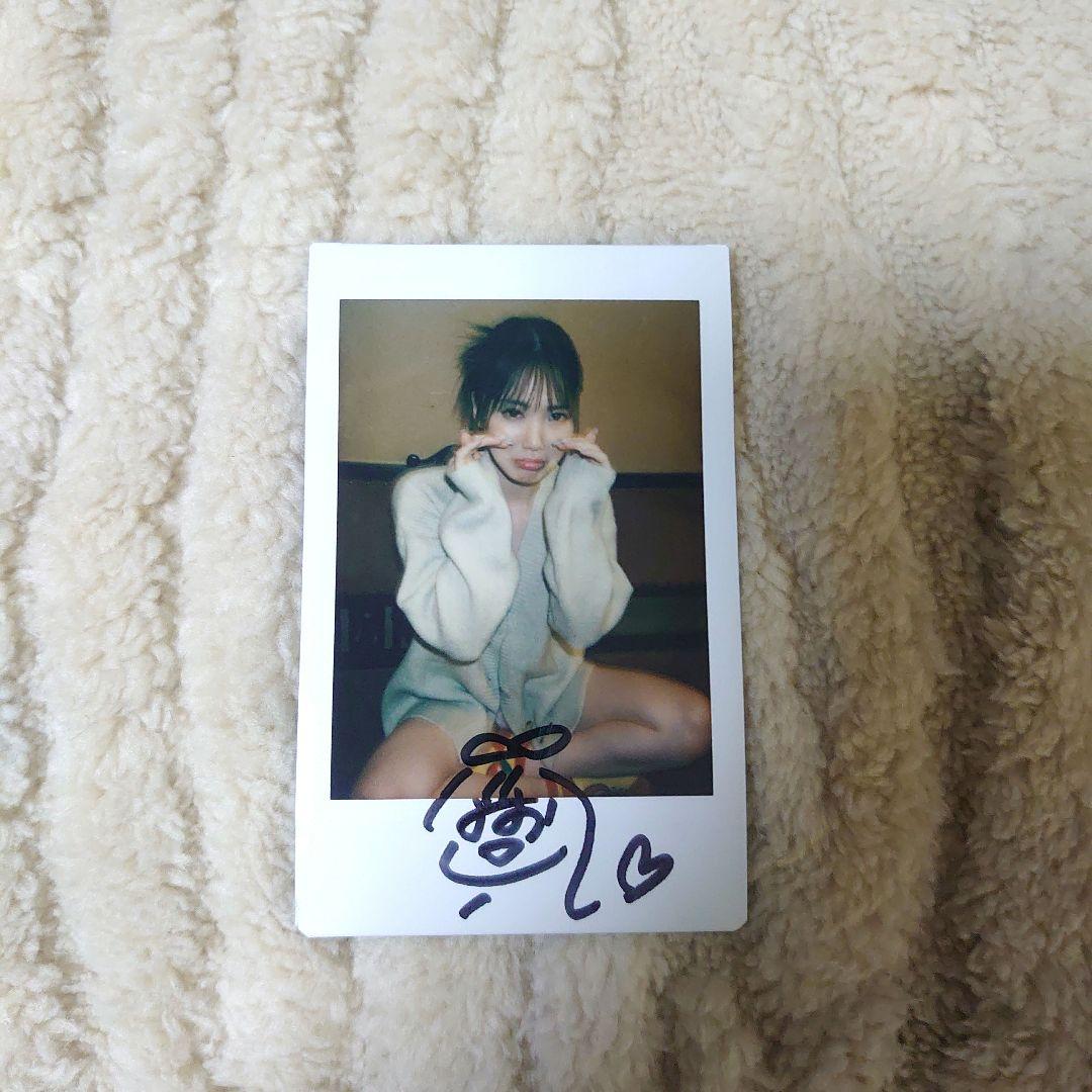 石川澪✦直筆サイン入りチェキ 激カワポーズ2枚組 - メルカリ