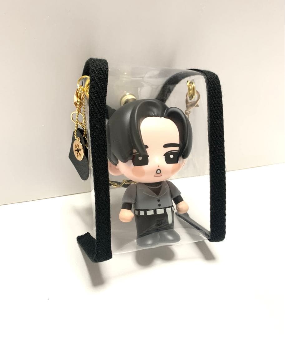 MIO様専用 すのチルソフビポーチ 黒 SnowMan 目黒蓮 チルぬい - メルカリ