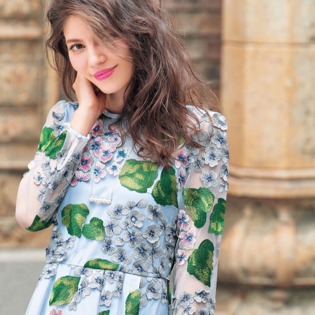 美品】chesty チェスティ 紫陽花刺繍ワンピース 水色 サイズ0 - メルカリ