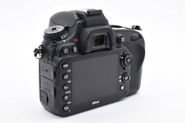【美品】ニコン Nikon D610 ボディ　《ショット数1462回》＃3306