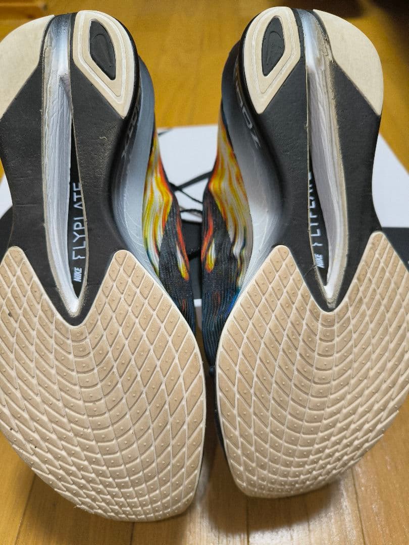 Nike ヴェイパーフライ4 26.0cm