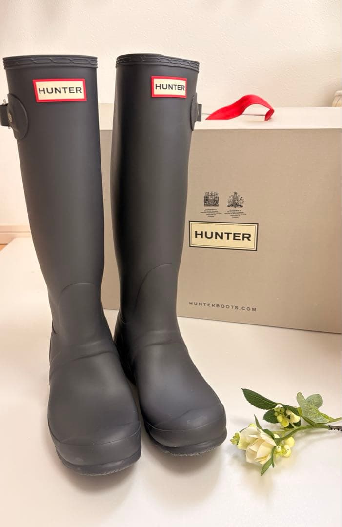 【新品未使用】HUNTER グレー長靴　レインブーツ HUNTER（ハンター） ブーツ ロングブーツ レディース 長靴 レイン