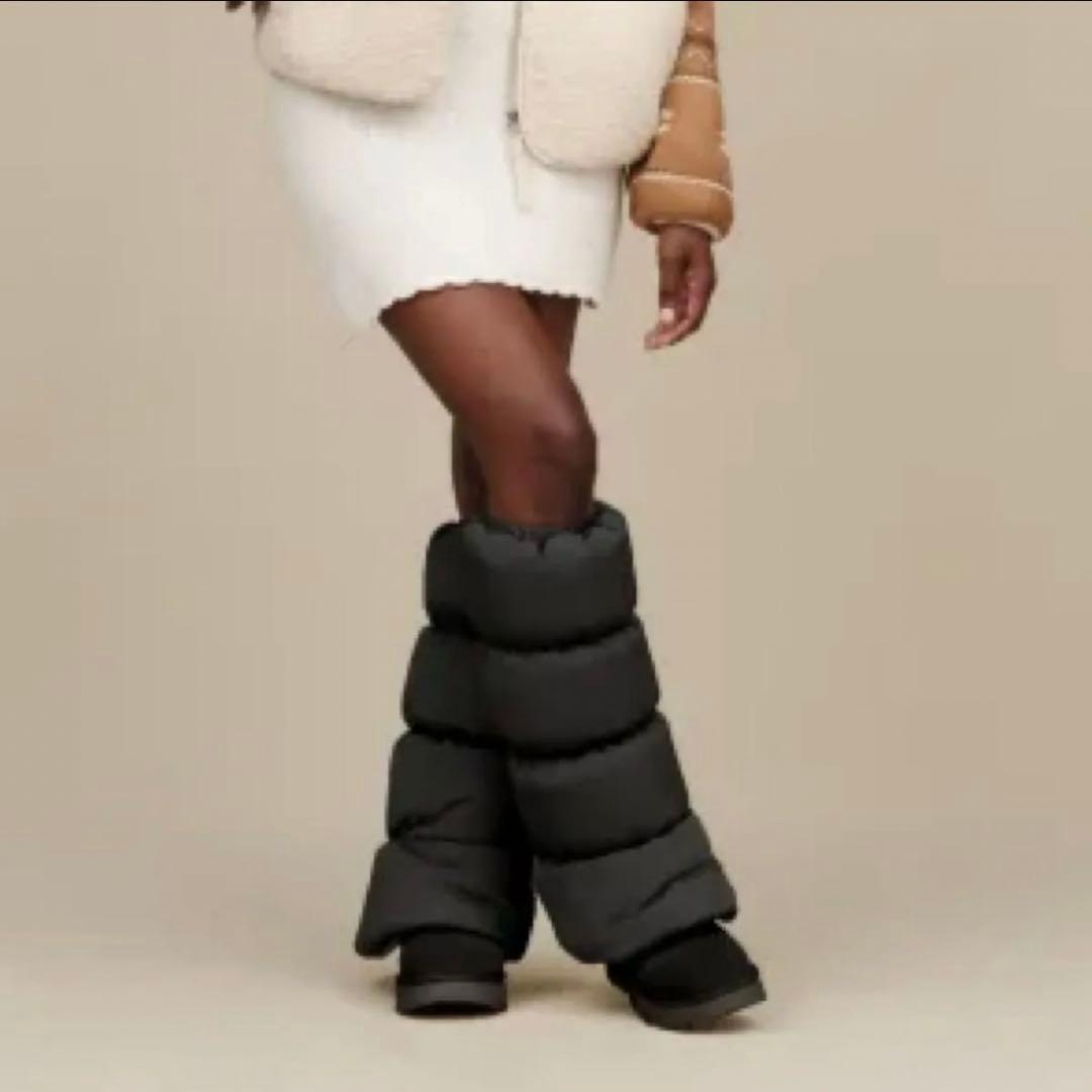 UGG プラッシュウォーマー Plushwarmer - メルカリ