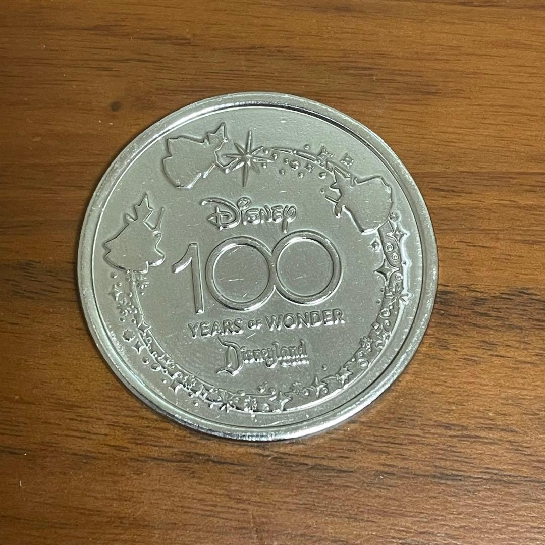 ディズニー100周年 記念メダル ミッキー&ウォルト - メルカリ