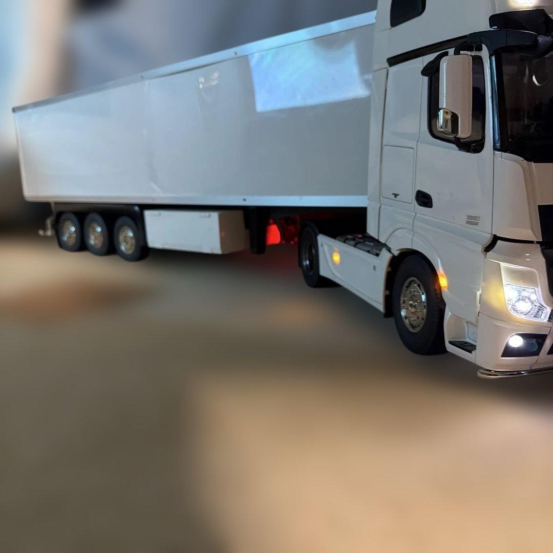 タミヤアクトロストレーラー3軸リーファセット - メルカリ